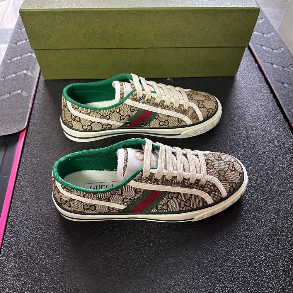WOMEN'S GG GUCCI TENNIS 1977 SNEAKER